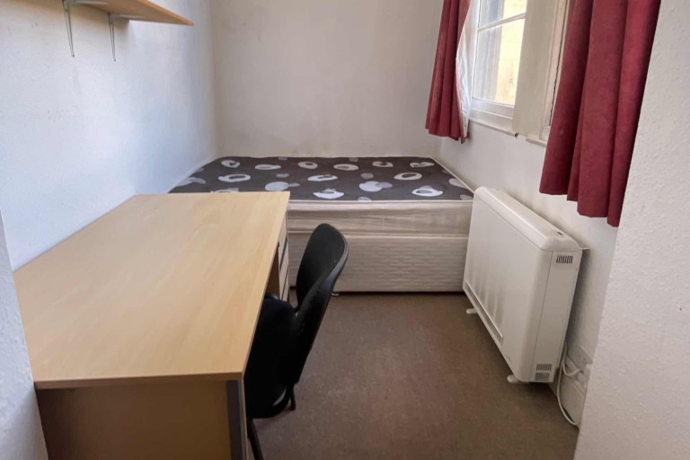 Images for Tyndalls Park Road, First Floor Flat, Clifton, Bristol, BS8 1PY